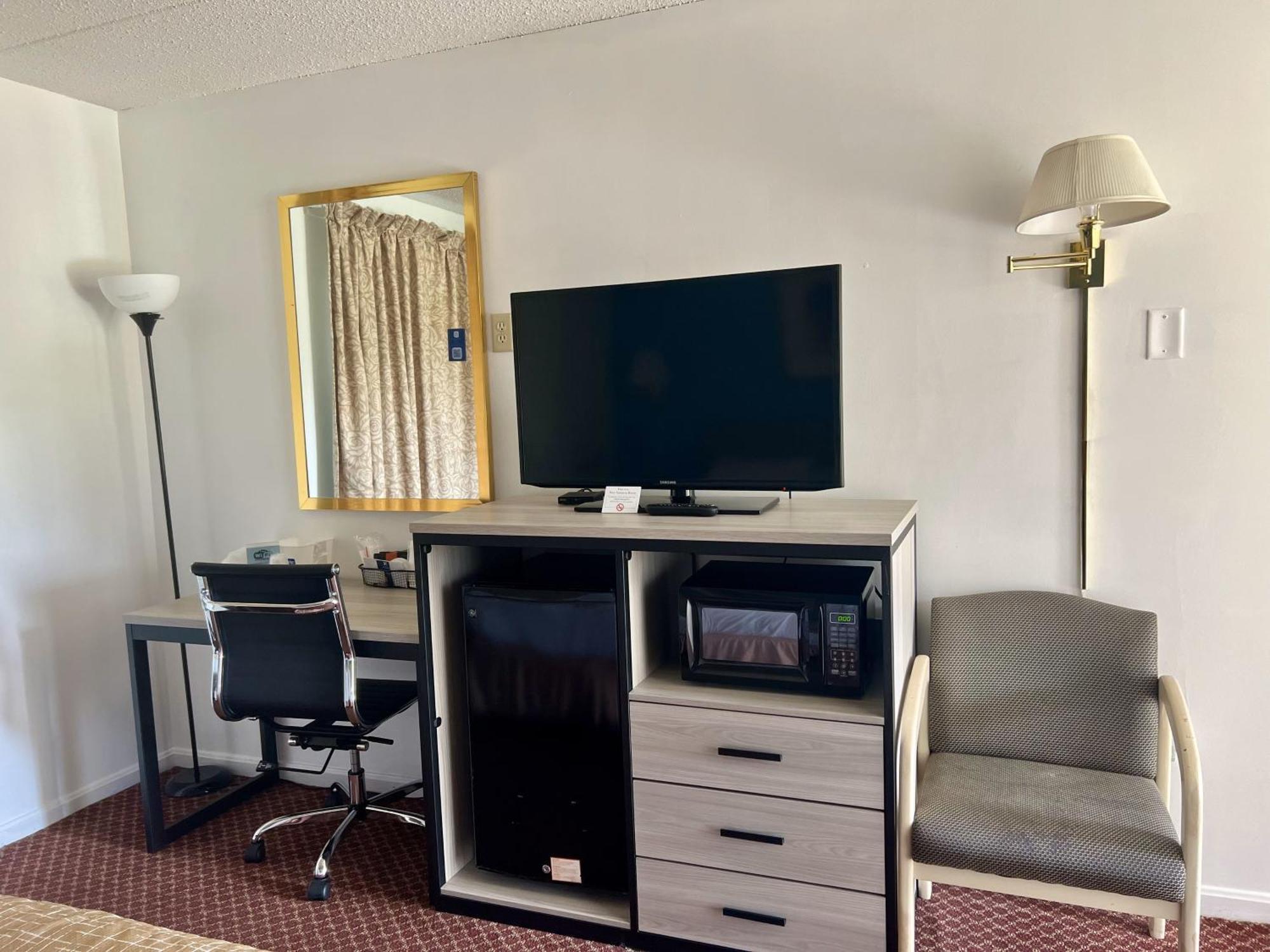 Travelodge By Wyndham Герші Екстер'єр фото