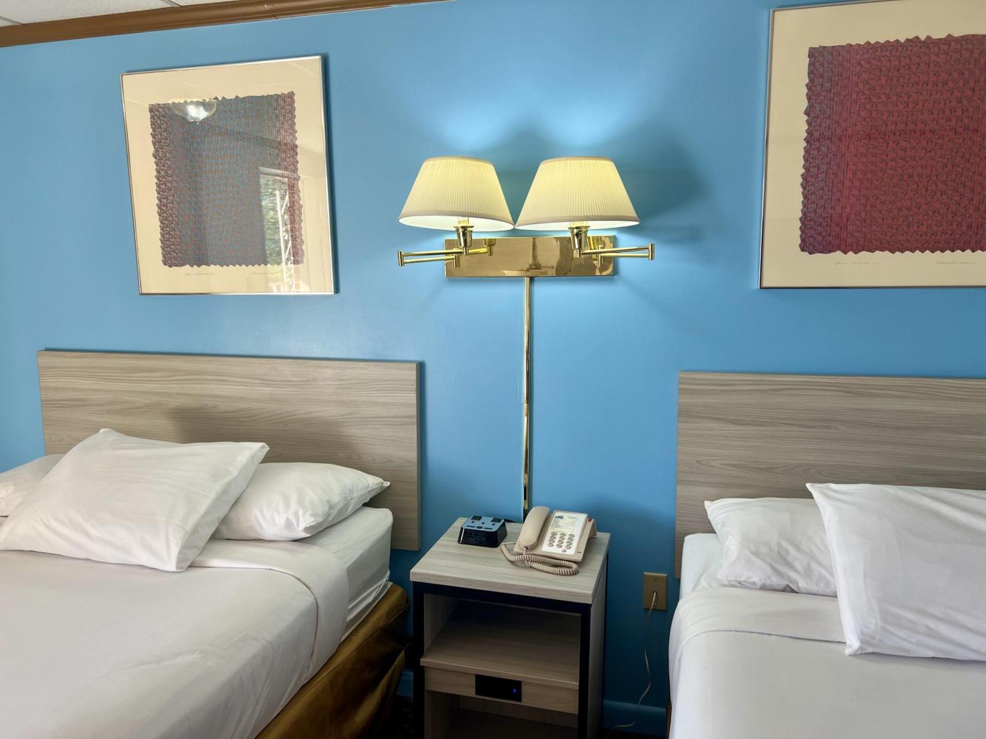 Travelodge By Wyndham Герші Екстер'єр фото